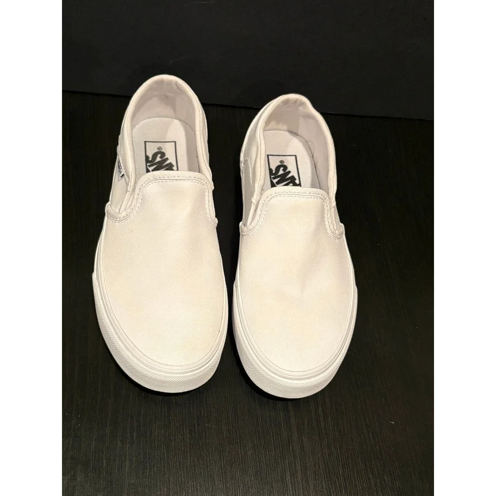 Vans Women Slip On Sneakers Classic Canvas Size 5.5 White Low Top‎ Skater Shoes